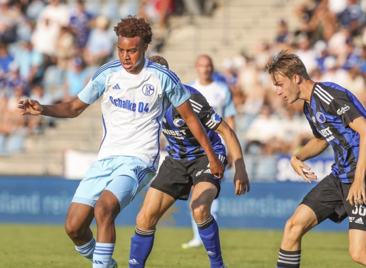 爱游戏体育 -集结日密尔沃基雄鹿调整名单以备亚冠，刷新队史纪录环节打磨，震撼外界，球探报告显示潜力的简单介绍